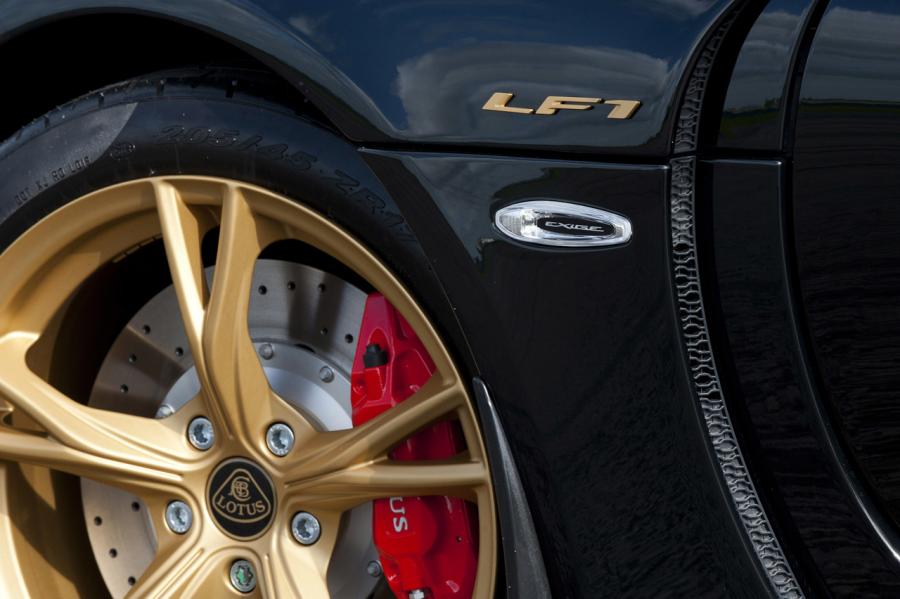  Lotus Exige S LF1 2014 года  (фото 17 из 58)